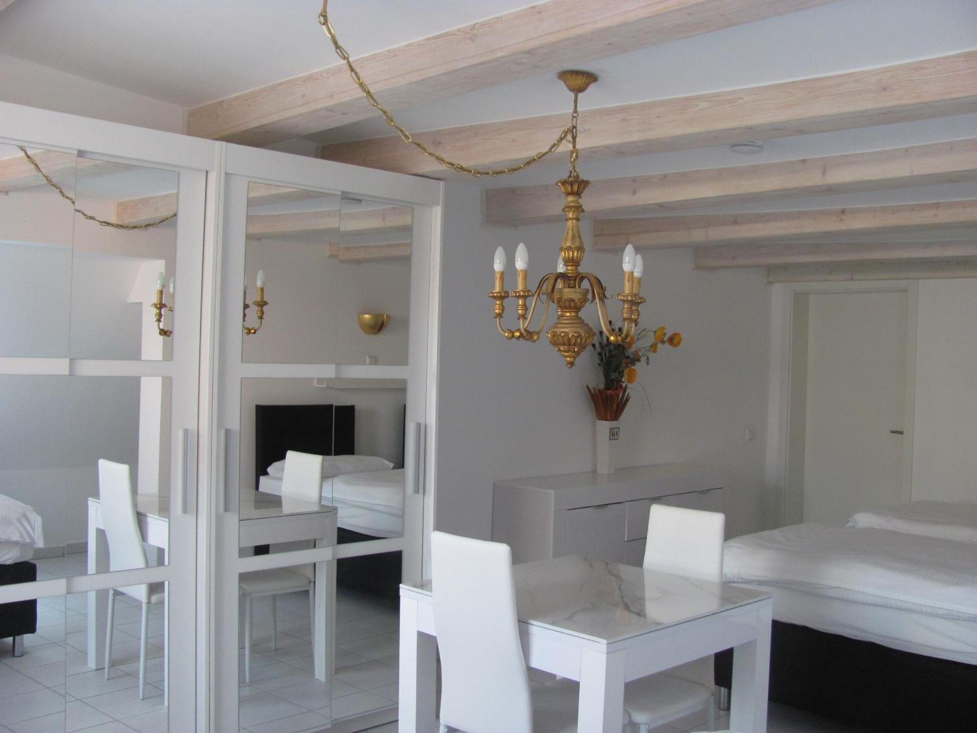 Apartment Storchenfaerbe Memmingen Bilik gambar